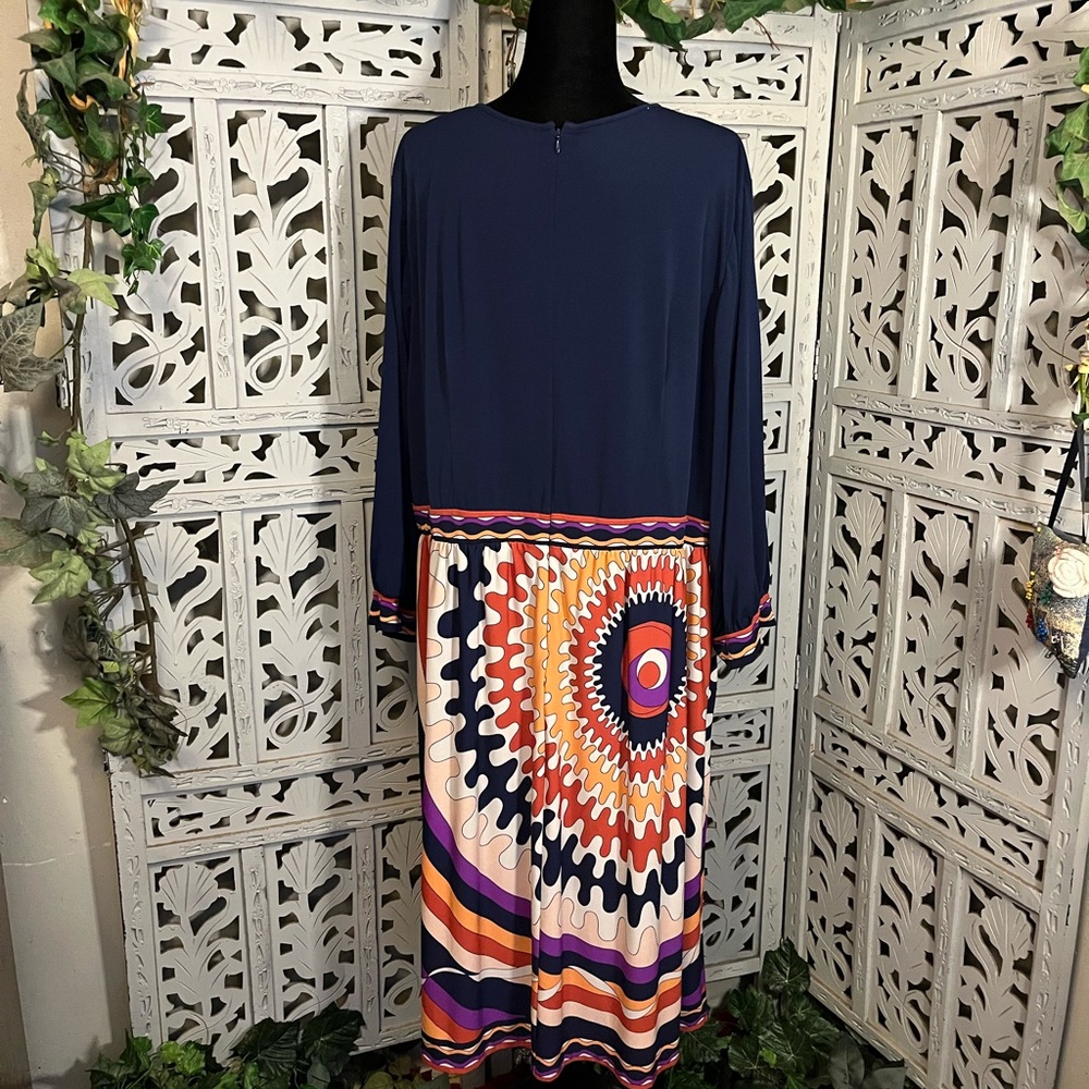 DONNA MORGAN NICE NAVY BLUE WITH GROOVY MULTICOLORS LONG SLEEVE MAXI DRESS - Picture 7 of 11